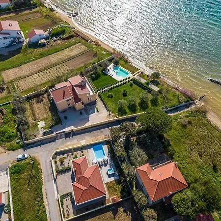Villa Mattina, With Heated Pool And Jacuzzi Privlaka  Exterior photo