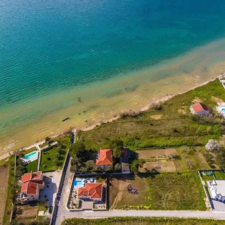 Villa Mattina, With Heated Pool And Jacuzzi Privlaka  Exterior photo