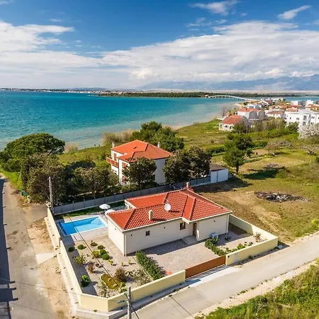 Villa Mattina, With Heated Pool And Jacuzzi Privlaka  Exterior photo