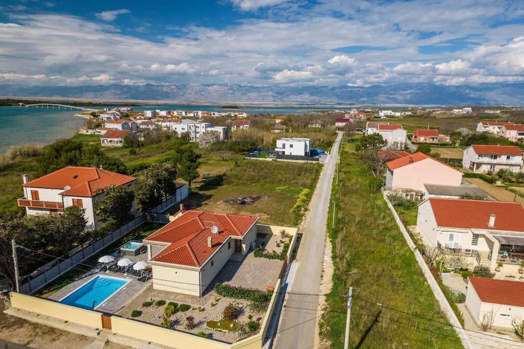 Mattina, With Heated Pool And Jacuzzi Privlaka (Zadar)