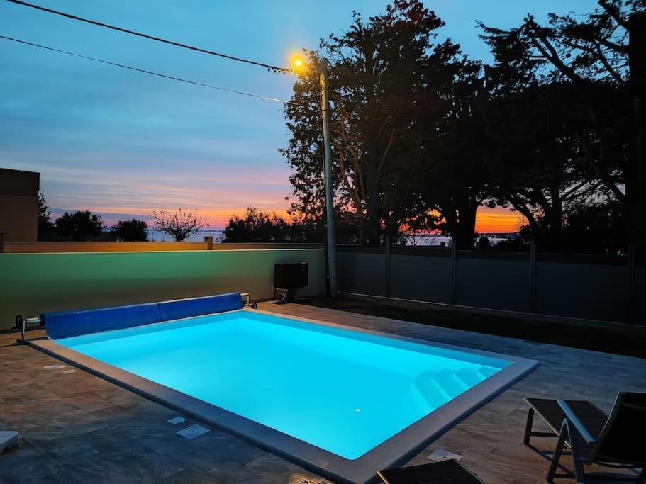 Mattina, With Heated Pool And Jacuzzi Villa *