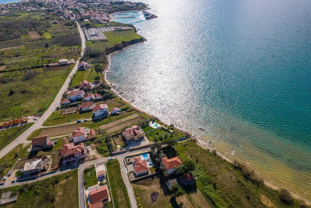 Mattina, With Heated Pool And Jacuzzi * Privlaka (Zadar)